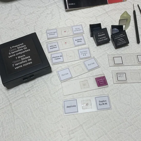 Microscope Set by Vivitar - Picture 3 of 16